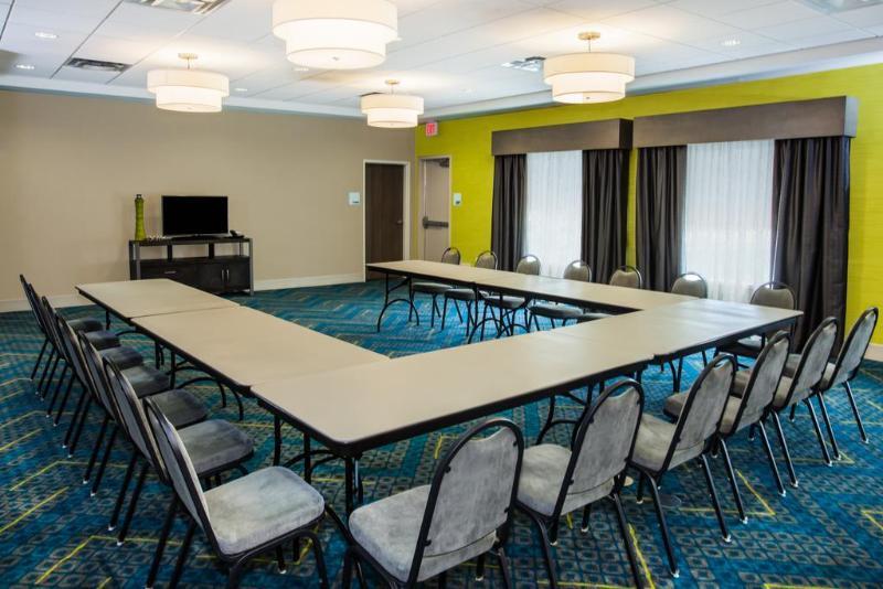 Holiday Inn Express & Suites Litchfield By Ihg Exteriér fotografie